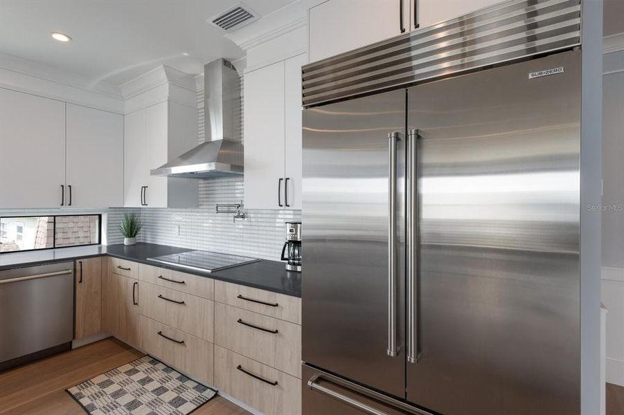 Furnished interior view inside a new home in , Bradenton Beach (Image 43).