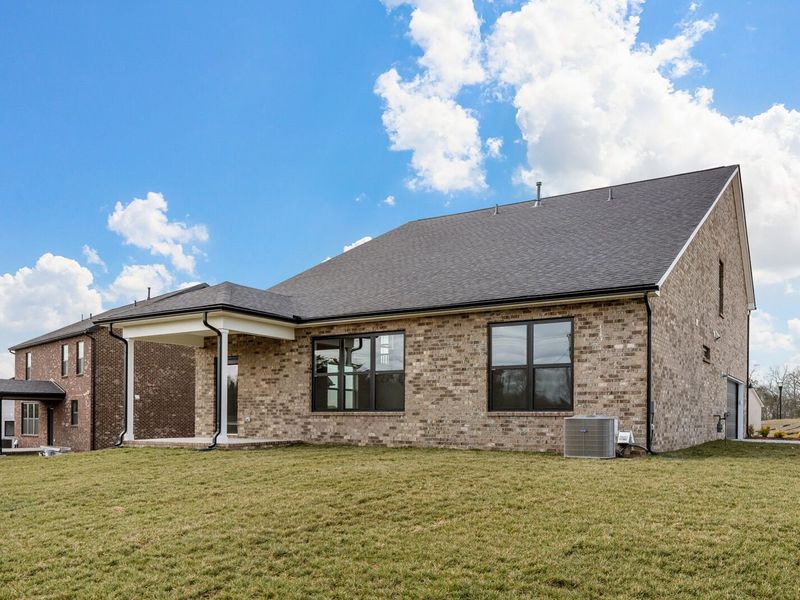 Exterior details and patio area of a home in Benders Cove, Mount Juliet (Image 28).