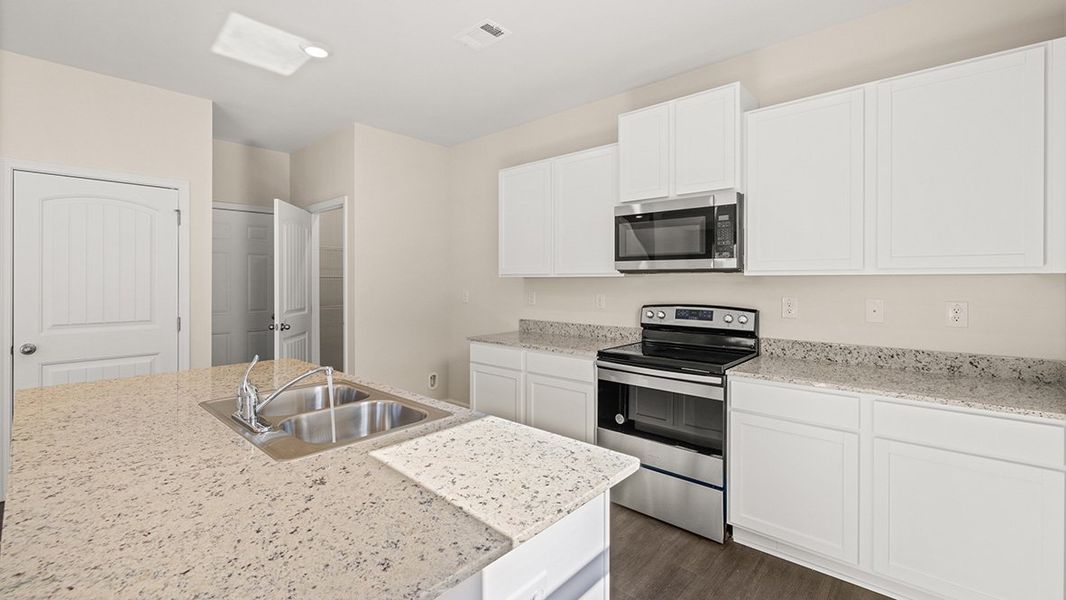 Representative unfurnished interior of a home built from the FLORA by D.R. Horton in Thompson Ridge, Dallas (Image 8). Representative unfurnished interior of a home built from the FLORA by D.R. Horton in Thompson Ridge, Dallas (Image 8).