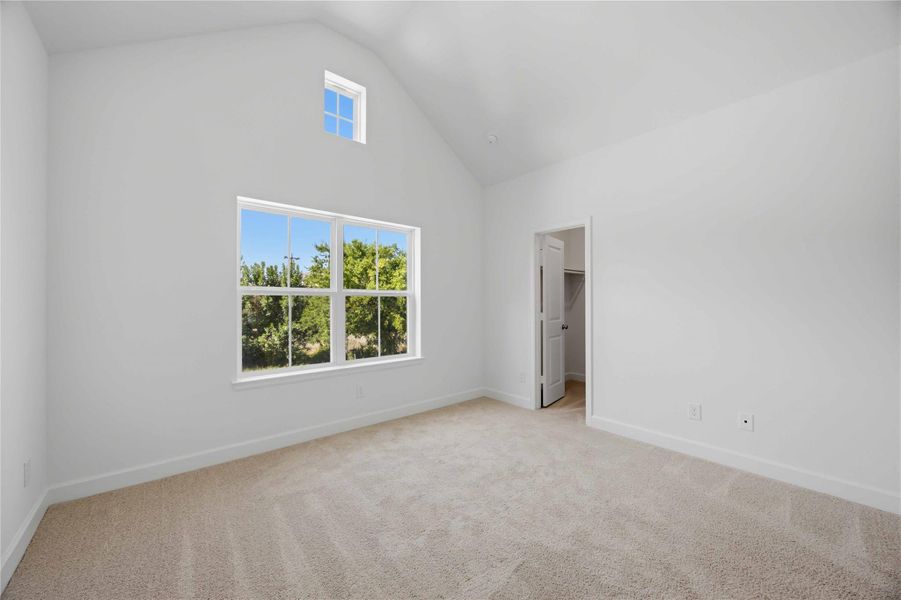 Spacious, unfurnished interior of a new home in , Houston (Image 30).