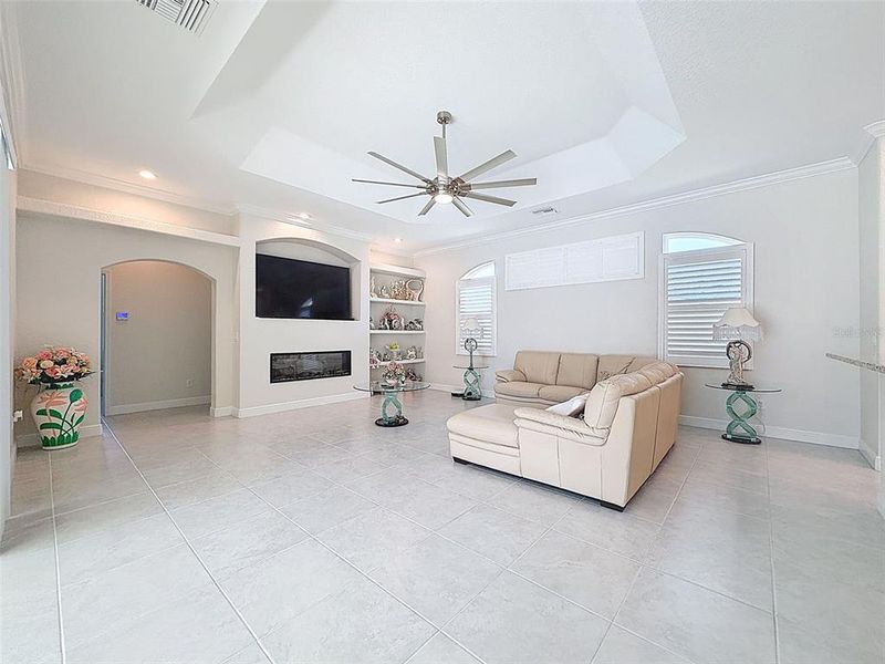 Furnished interior view inside a new home in , Spring Hill (Image 36).