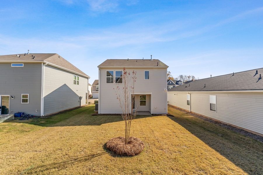 Exterior details and patio area of a home in Wingate, Inman (Image 4).