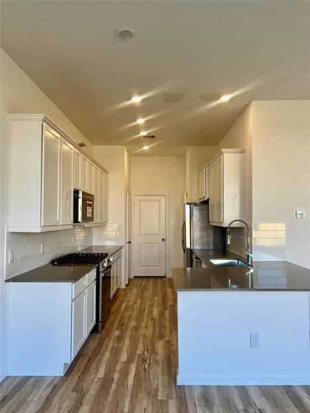 Pictures are not of actual home for sale. They are representative of home of same plan. Pictures are not of actual home for sale. They are representative of home of same plan.