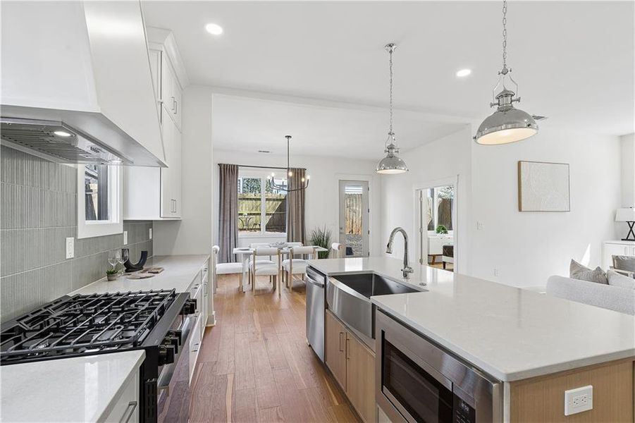 Furnished interior view inside a new home in , Atlanta (Image 41).