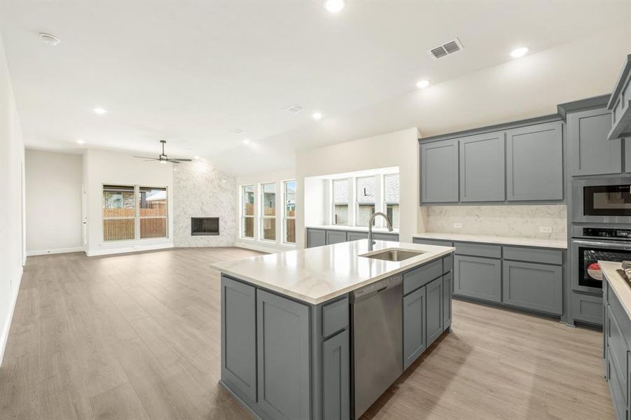 Furnished interior view inside a new home in Sunset Ridge, Alvarado (Image 9).
