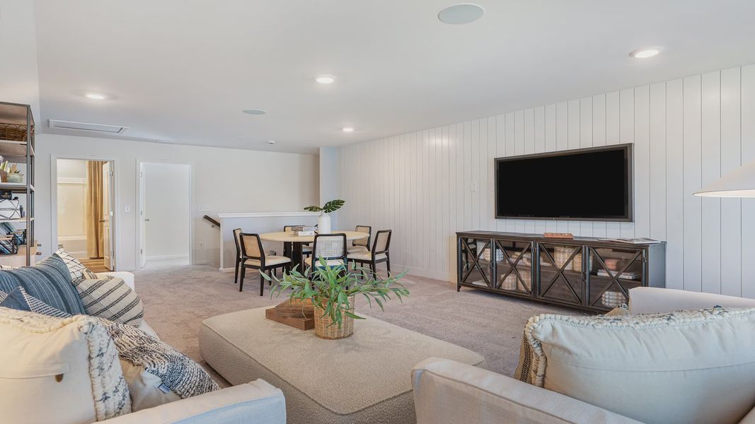 Representative furnished interior of a home built from the Avondale by DRB Homes in Ridgewood, Shelbyville (Image 18).