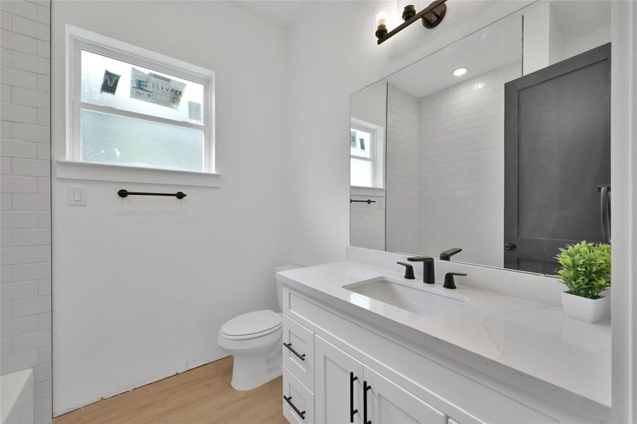Furnished interior view inside a new home in , Magnolia (Image 11).