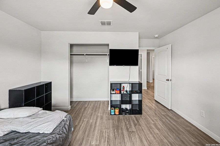 Furnished interior view inside a new home in Walnut Bend, Seguin (Image 15).