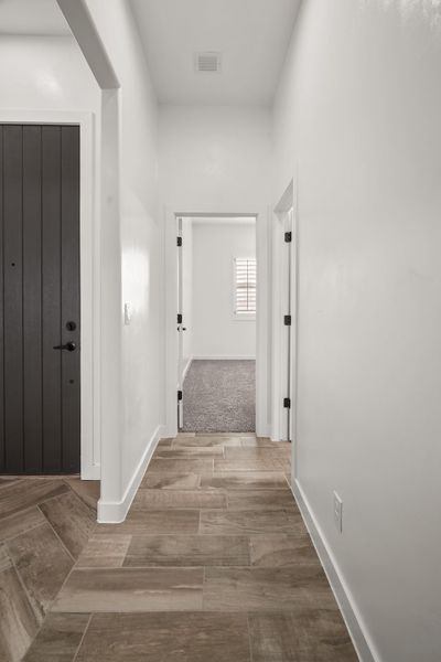 Representative furnished interior of a home built from the Sand Hills by LEH. Homes in Tierra Del Este 90, El Paso (Image 15). Representative furnished interior of a home built from the Sand Hills by LEH. Homes in Tierra Del Este 90, El Paso (Image 15).