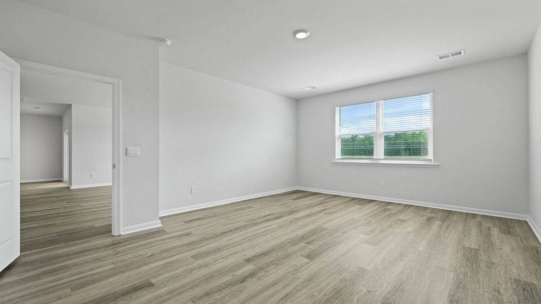 Spacious, unfurnished interior of a new home in Sheep Island, Summerville (Image 7). Spacious, unfurnished interior of a new home in Sheep Island, Summerville (Image 7).