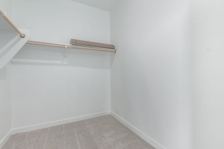 Spacious, unfurnished interior of a new home in Sunrise, Surprise (Image 22).
