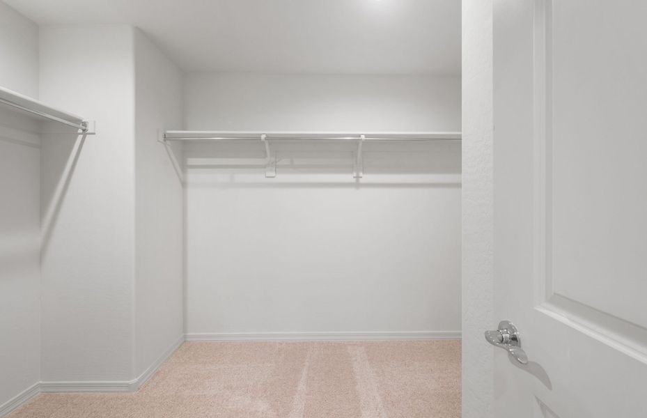 Spacious, unfurnished interior of a new home in Alamar, Avondale (Image 26). Spacious, unfurnished interior of a new home in Alamar, Avondale (Image 26).