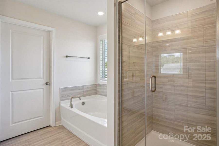 Furnished interior view inside a new home in Falls Cove, Troutman (Image 10).