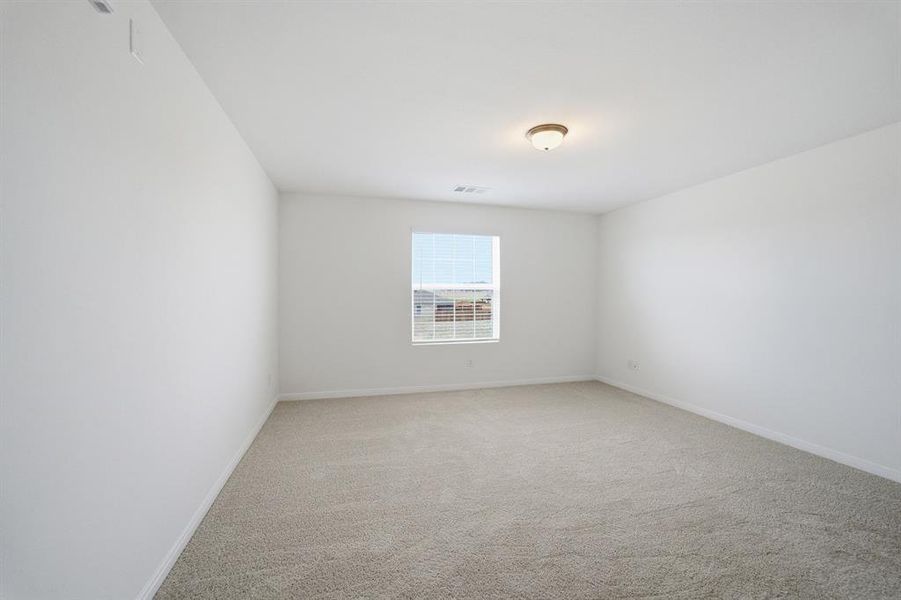 Spacious, unfurnished interior of a new home in Westridge, McKinney (Image 17). Spacious, unfurnished interior of a new home in Westridge, McKinney (Image 17).
