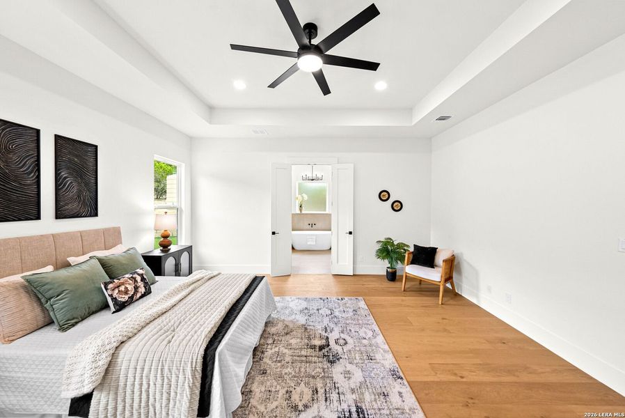 Furnished interior view inside a new home in , Boerne (Image 16).