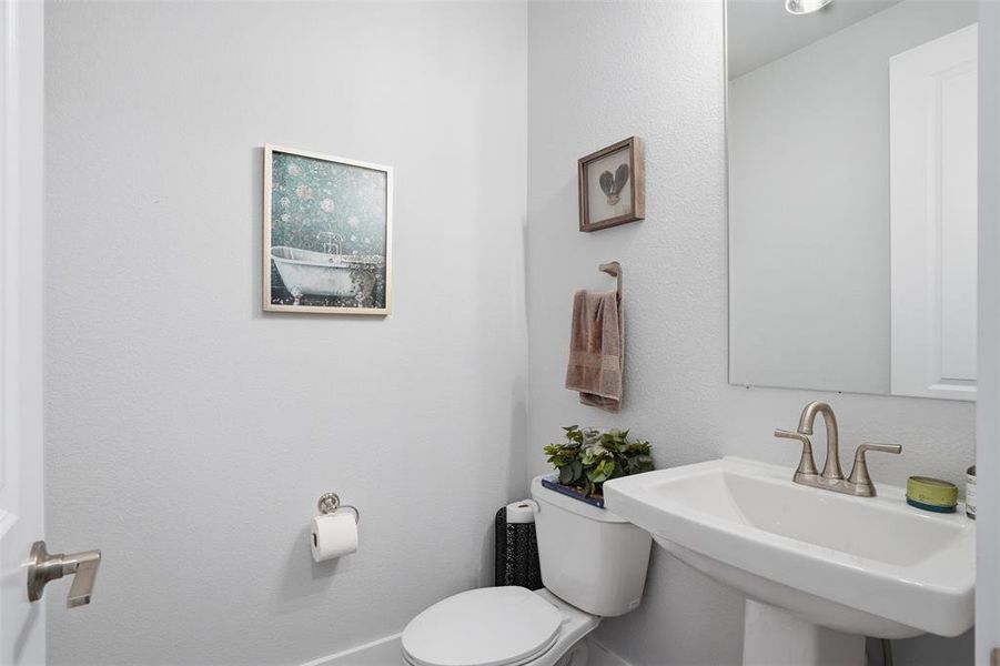 Furnished interior view inside a new home in Somerset Park, Rockwall (Image 6).