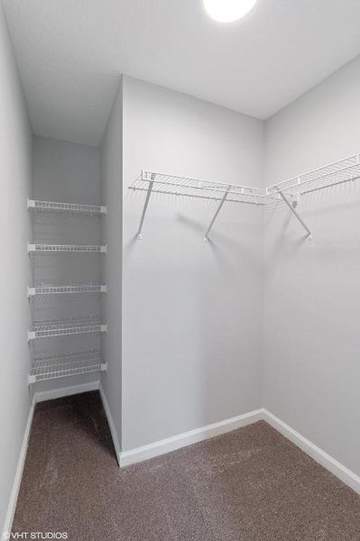 13_5139SEJackAve_45_PrimaryBedroomCloset