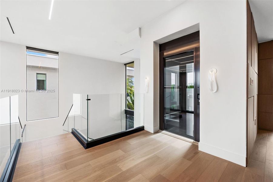 Image 73 of a home in .