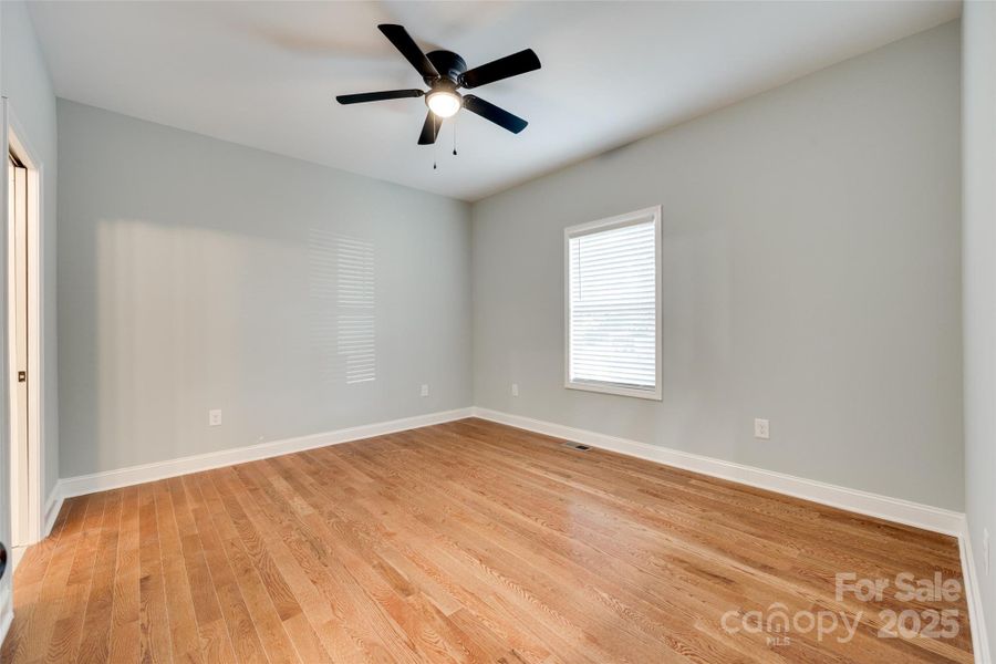 Spacious, unfurnished interior of a new home in , York (Image 15).