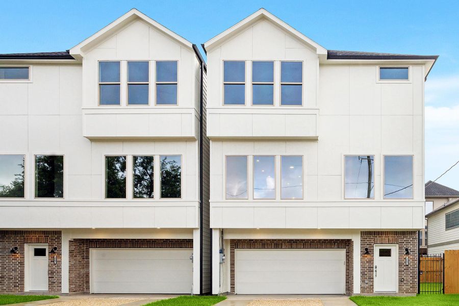 BRND NEW Single Family Home * Private Driveway * Backyard * Rice Military Area.