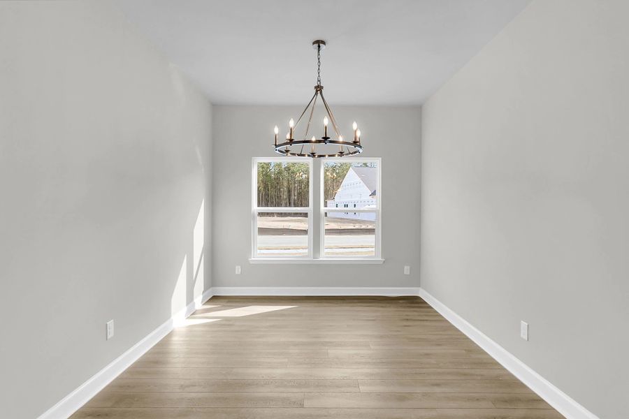 Similar McKinley floorplan with Timeless Collection. Features and finishes vary.