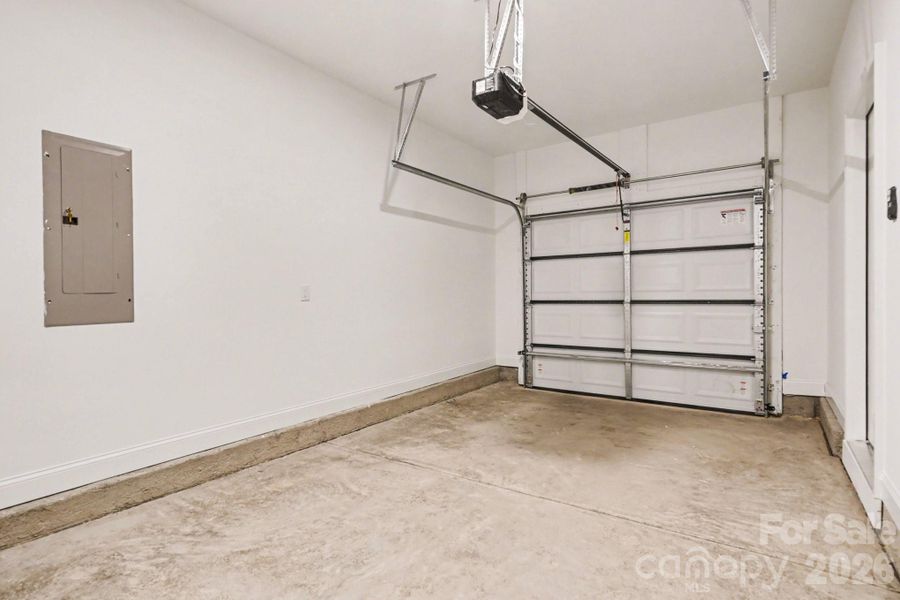 Spacious, unfurnished interior of a new home in , Kannapolis (Image 21). Spacious, unfurnished interior of a new home in , Kannapolis (Image 21).