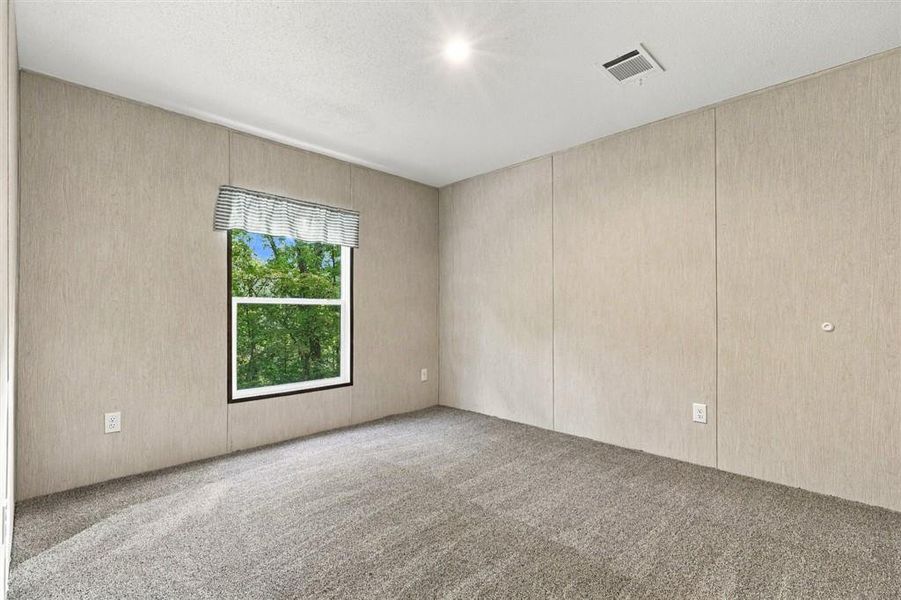 Spacious, unfurnished interior of a new home in , Dawsonville (Image 31).