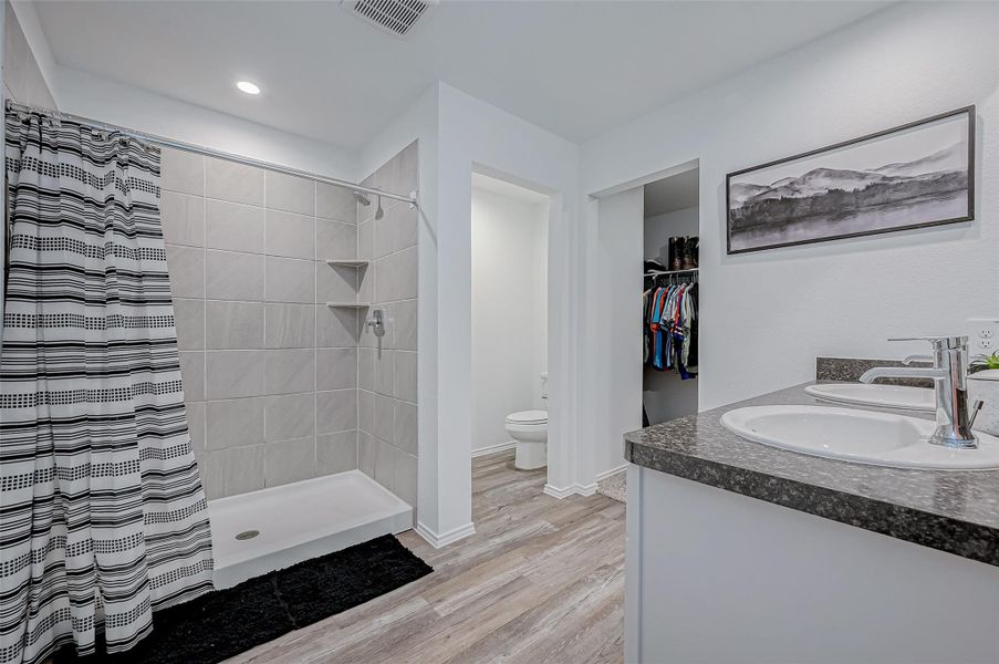 Furnished interior view inside a new home in Mill Creek, Magnolia (Image 31).