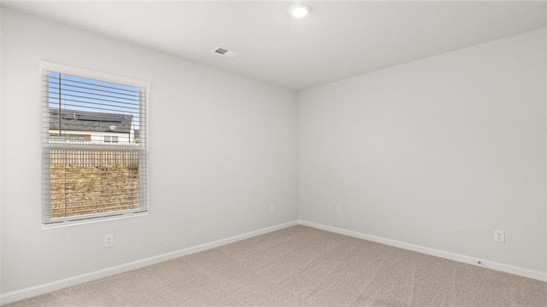 Spacious, unfurnished interior of a new home in Poplar Preserve, Newnan (Image 22).
