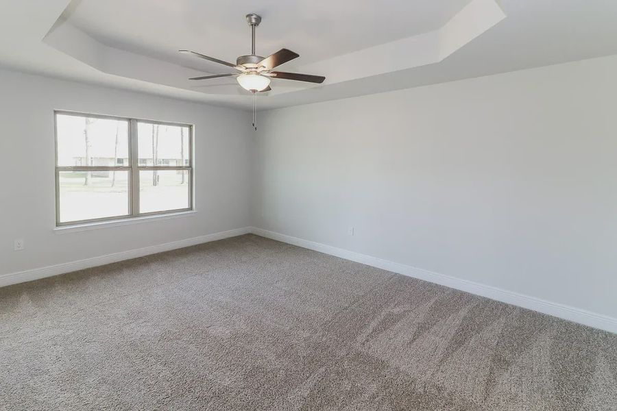 Representative unfurnished interior of a home built from the Plan 2502 by Adams Homes in Cedar Creek at Deerpoint Lake, Panama City (Image 22).
