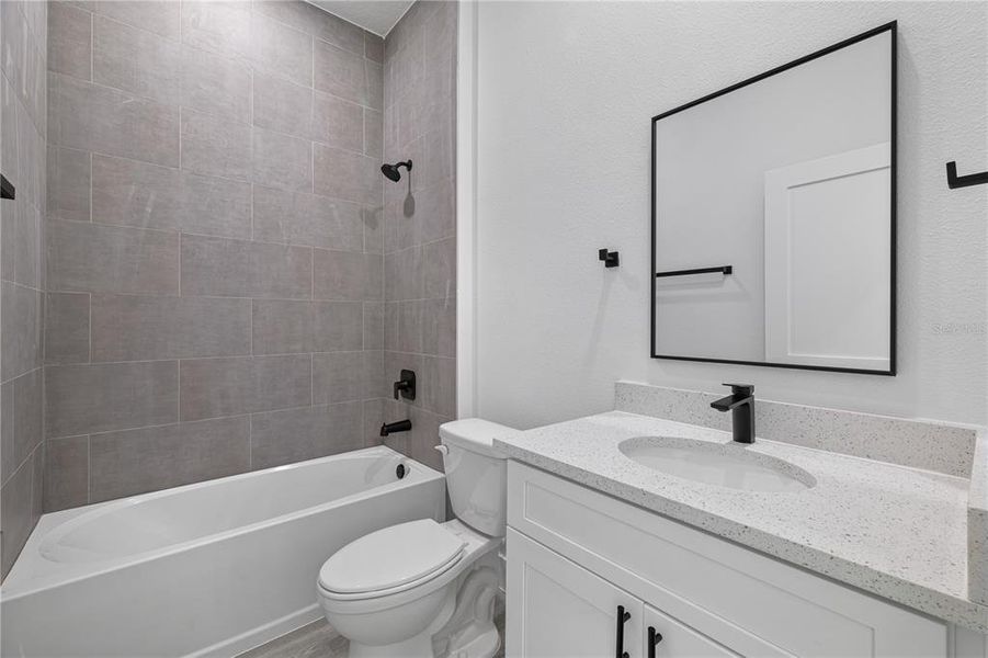 Furnished interior view inside a new home in , Ocala (Image 10).