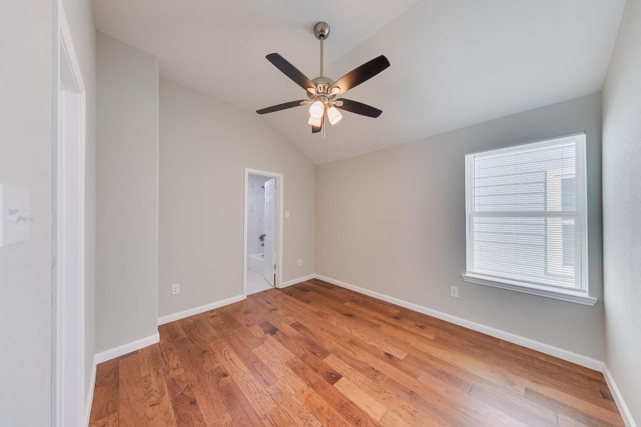 Bedroom #2 is designed for comfort, featuring a ceiling fan that ensures a cool and refreshing atmosphere year-round.