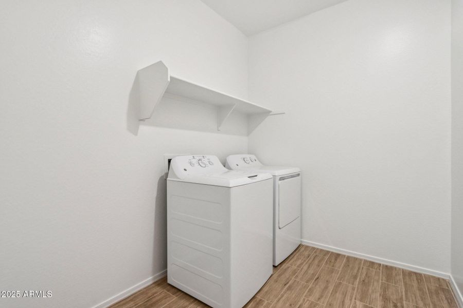 16-web-or-mls-W Pecan Wds-S1907-016 16-web-or-mls-W Pecan Wds-S1907-016