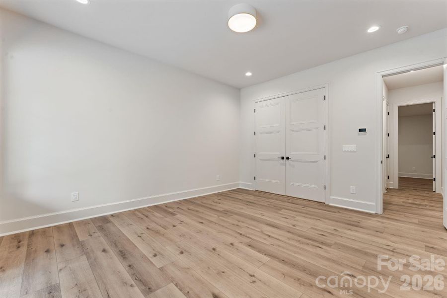 basement bedroom