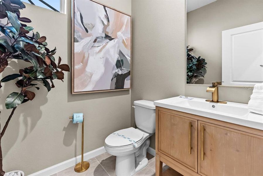 Furnished interior view inside a new home in , Davenport (Image 9).