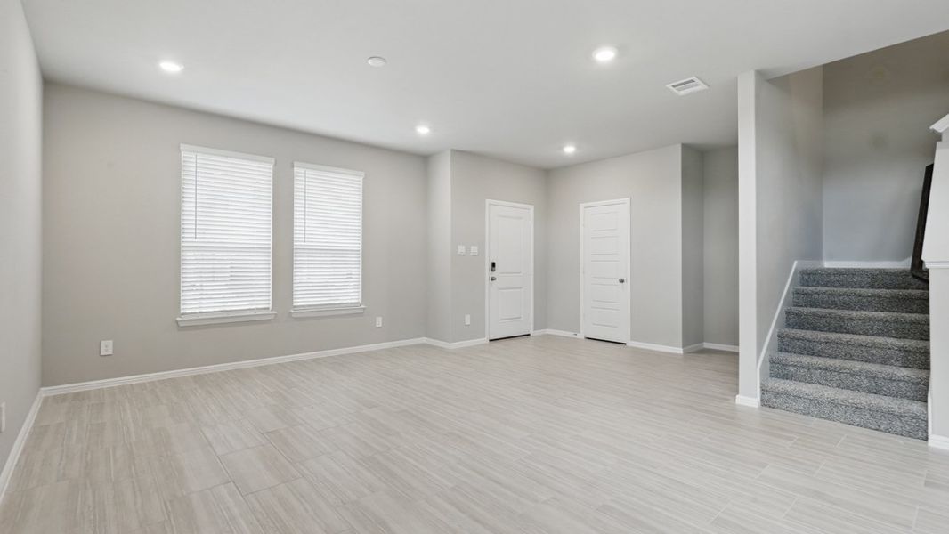 Spacious, unfurnished interior of a new home in Orchard Village, Fort Worth (Image 21). Spacious, unfurnished interior of a new home in Orchard Village, Fort Worth (Image 21).