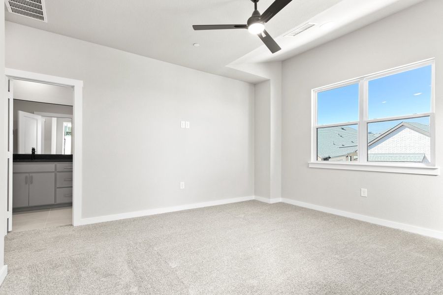 Spacious, unfurnished interior of a new home in Willow Grove Townhomes, Melissa (Image 35). Spacious, unfurnished interior of a new home in Willow Grove Townhomes, Melissa (Image 35).