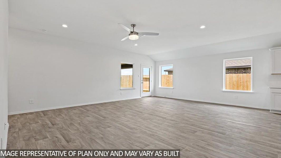 Spacious, unfurnished interior of a new home in Sunterra Lakes, Brookshire (Image 16).