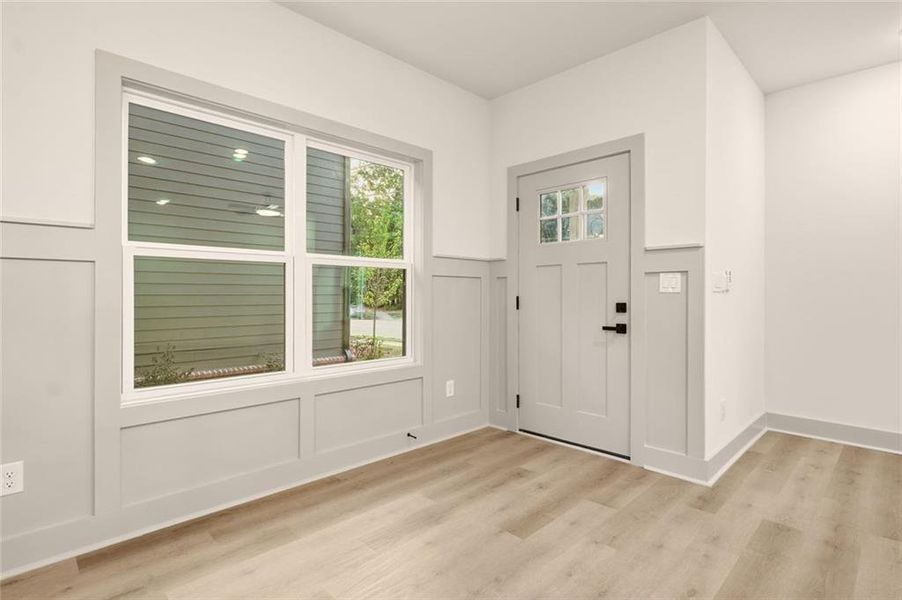 Spacious, unfurnished interior of a new home in , Athens (Image 14).