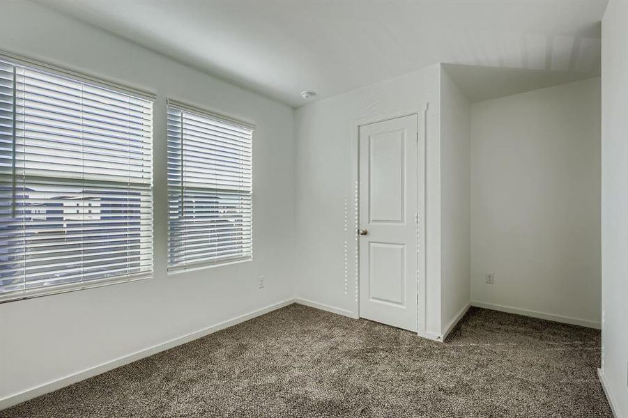 Spacious, unfurnished interior of a new home in Tillage Farms: Wellton Haven, Princeton (Image 25).