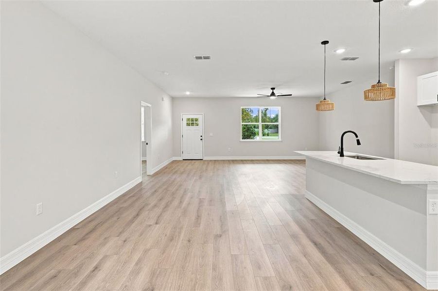 Spacious, unfurnished interior of a new home in , Eustis (Image 16).