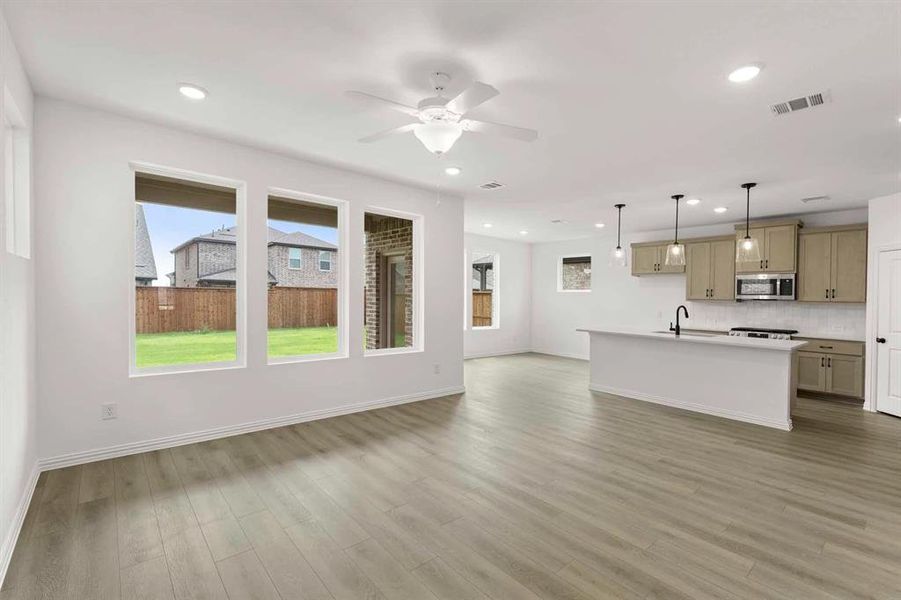 Image 25 of a home in Creekview Fossil Ridge. Image 25 of a home in Creekview Fossil Ridge.