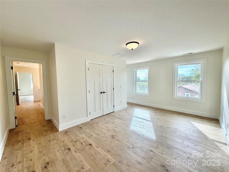 Spacious, unfurnished interior of a new home in , Mars Hill (Image 15).