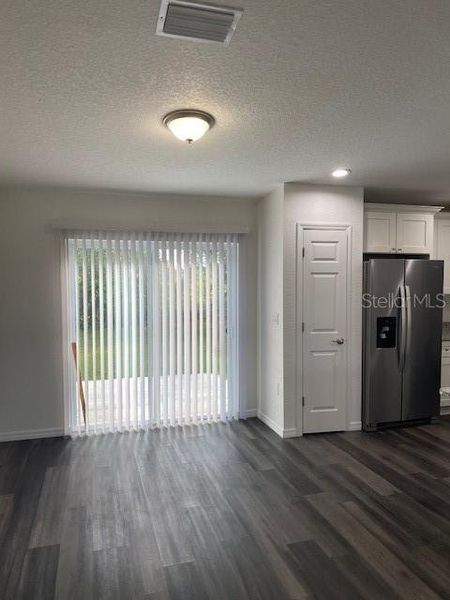 Spacious, unfurnished interior of a new home in , Ocklawaha (Image 40).