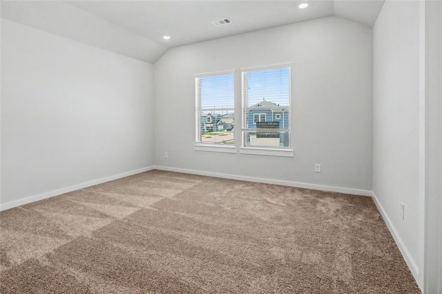 Spacious, unfurnished interior of a new home in Glendale Lakes, Arcola (Image 34). Spacious, unfurnished interior of a new home in Glendale Lakes, Arcola (Image 34).