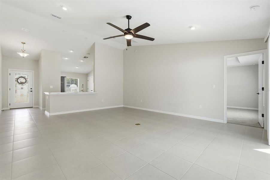 Spacious, unfurnished interior of a new home in , Palm Coast (Image 15).
