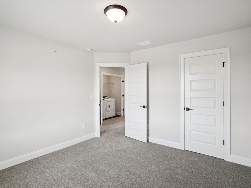 The Ashland floorplan with the Timeless Contrast Linen interior package. The Ashland floorplan with the Timeless Contrast Linen interior package.