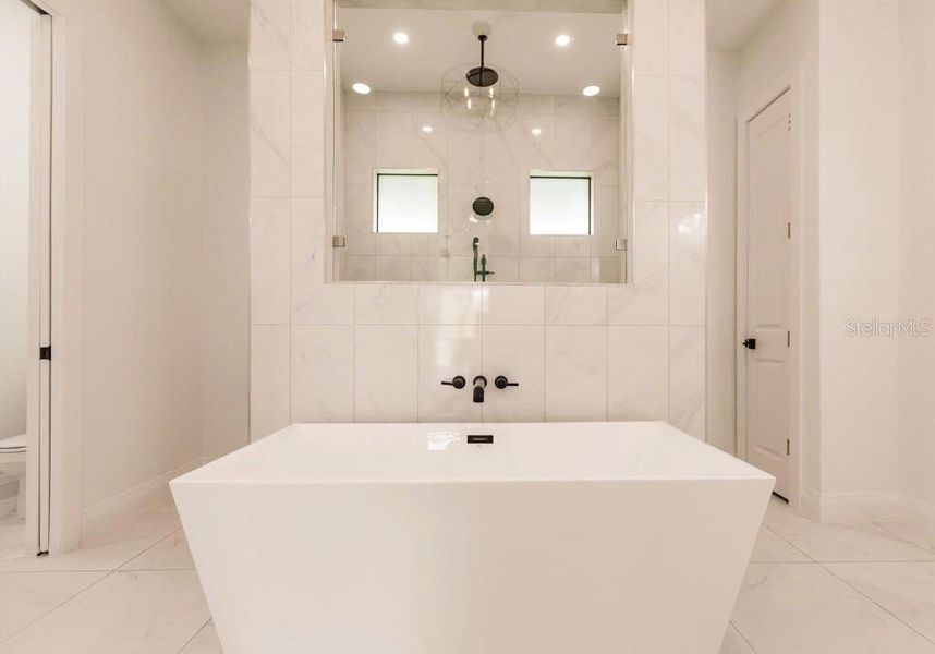 Furnished interior view inside a new home in , Punta Gorda (Image 5).