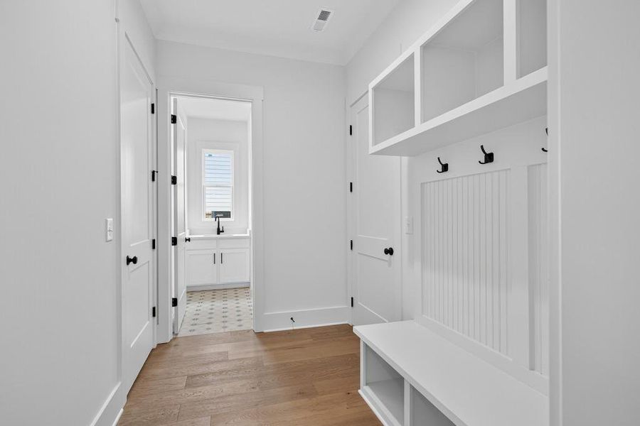 Furnished interior view inside a new home in Livingstone Park, Kennesaw (Image 15).
