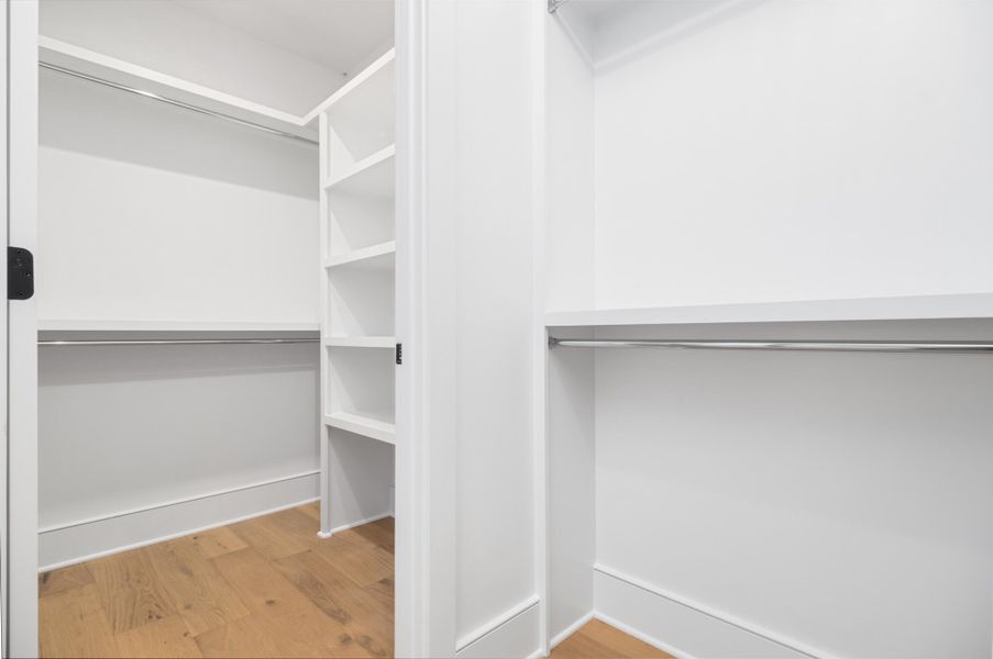 Spacious, unfurnished interior of a new home in , Edisto Island (Image 41). Spacious, unfurnished interior of a new home in , Edisto Island (Image 41).